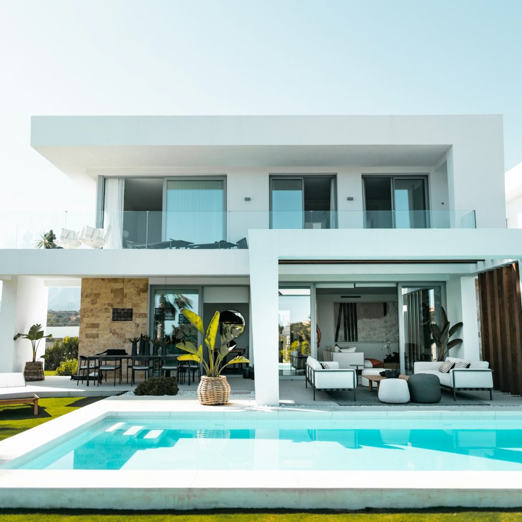 DREAM HOUSE